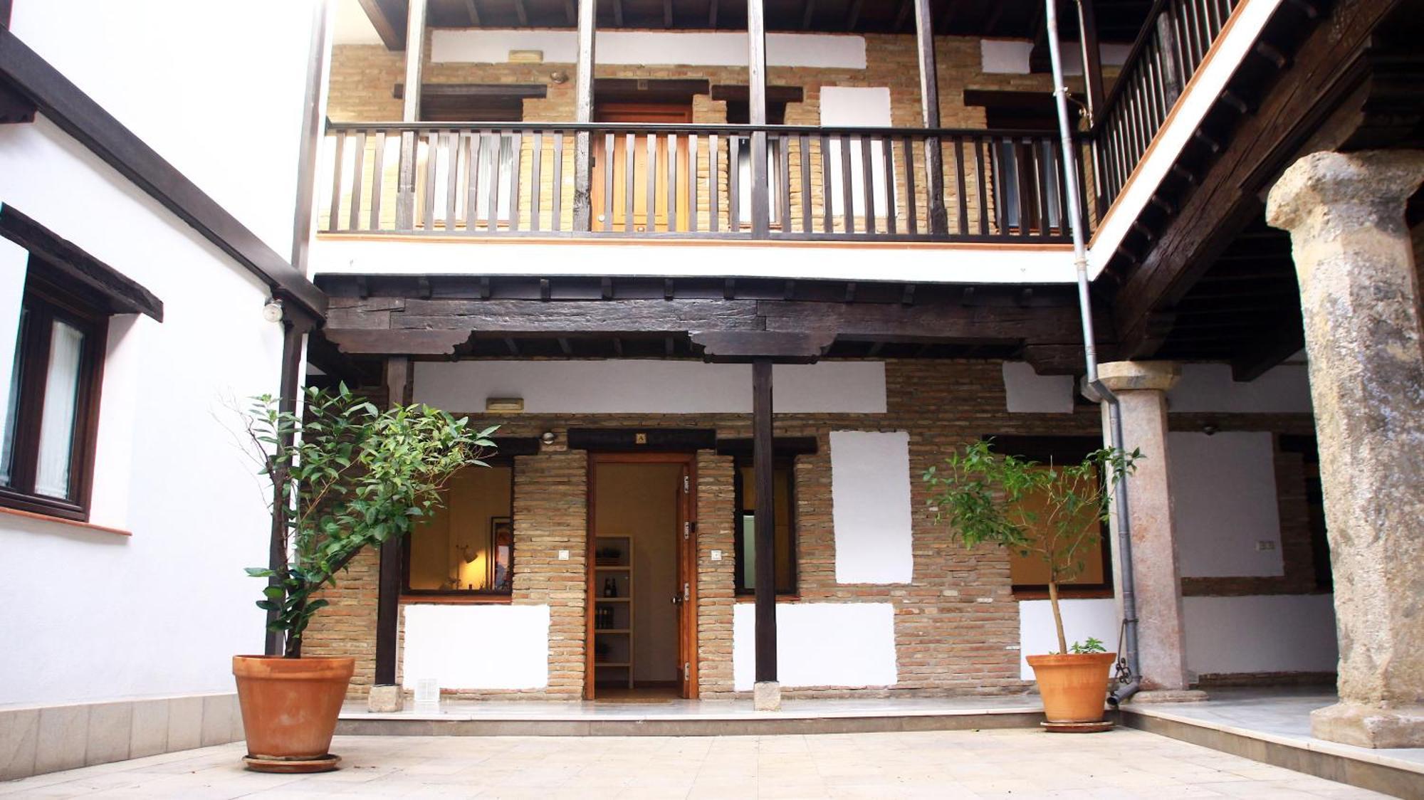 Apartment Inside Casa De La Alberca