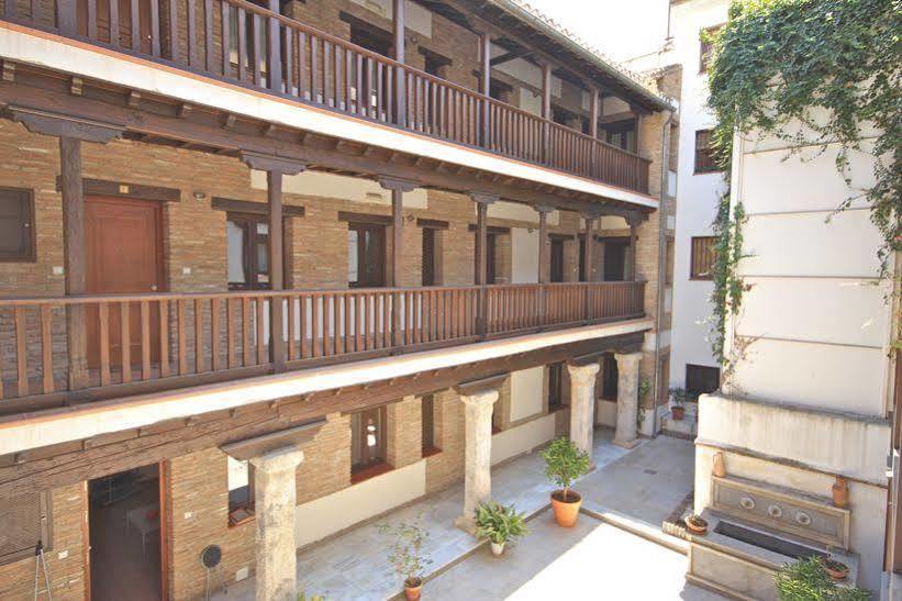Apartment Inside Casa De La Alberca Granada