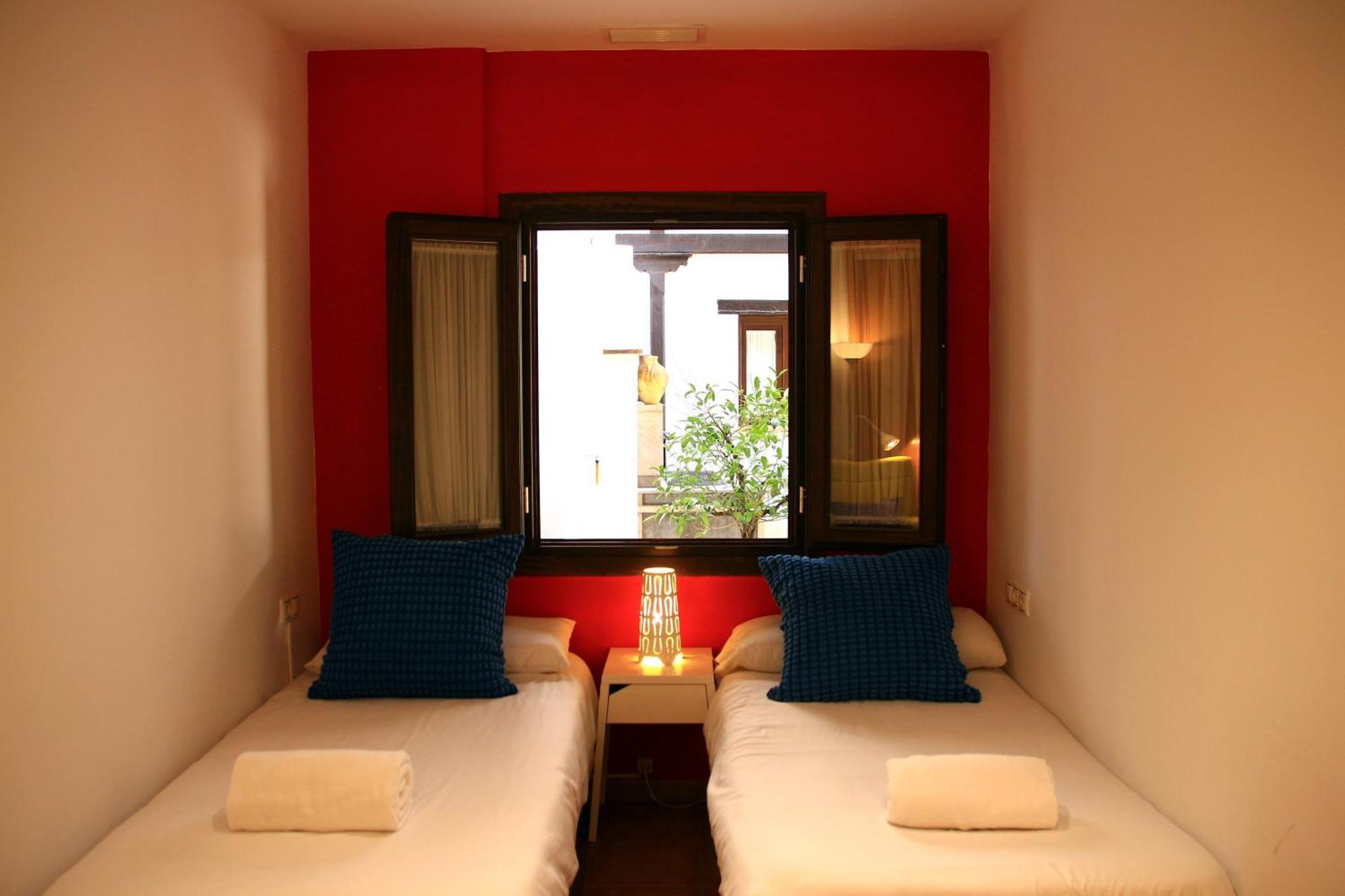 Inside Casa De La Alberca Pangsapuri