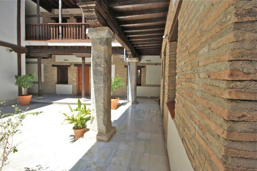 Inside Casa De La Alberca Pangsapuri
